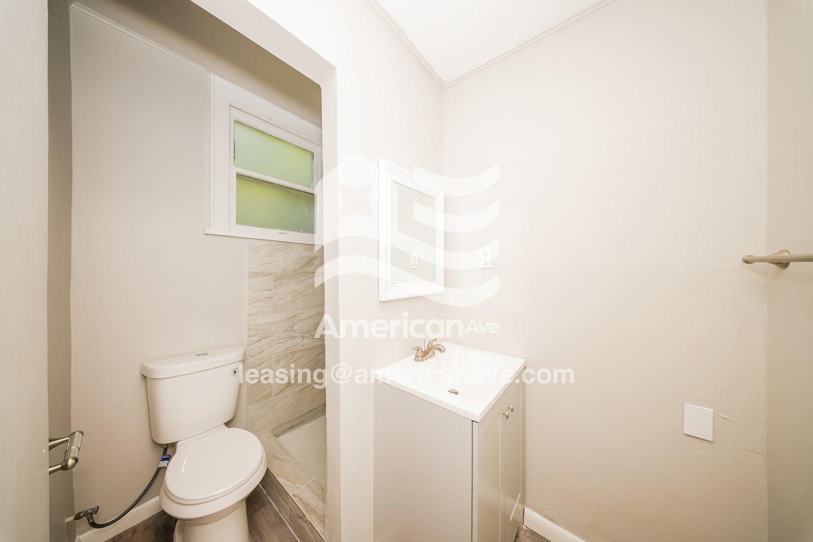 Building Photo - 225 E Himes St