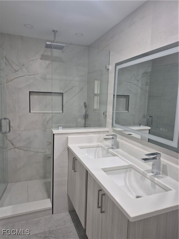 Building Photo - 3913 SE 11th Pl