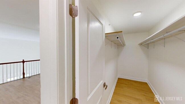 Building Photo - 6404 Fernandez Ct