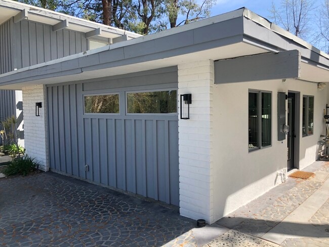 Building Photo - 19524 Greenbriar Dr
