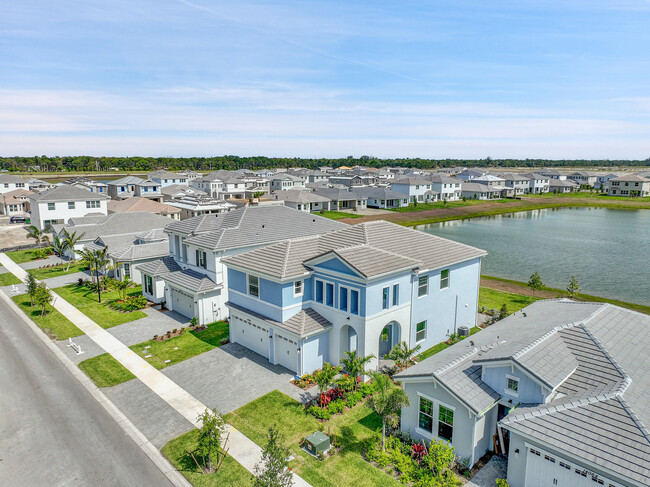 Building Photo - 14058 Spruce Pne Dr