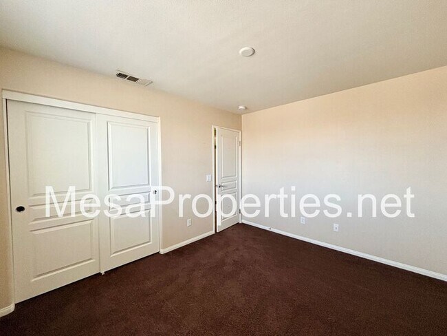 Building Photo - 16677 Desert Lily St