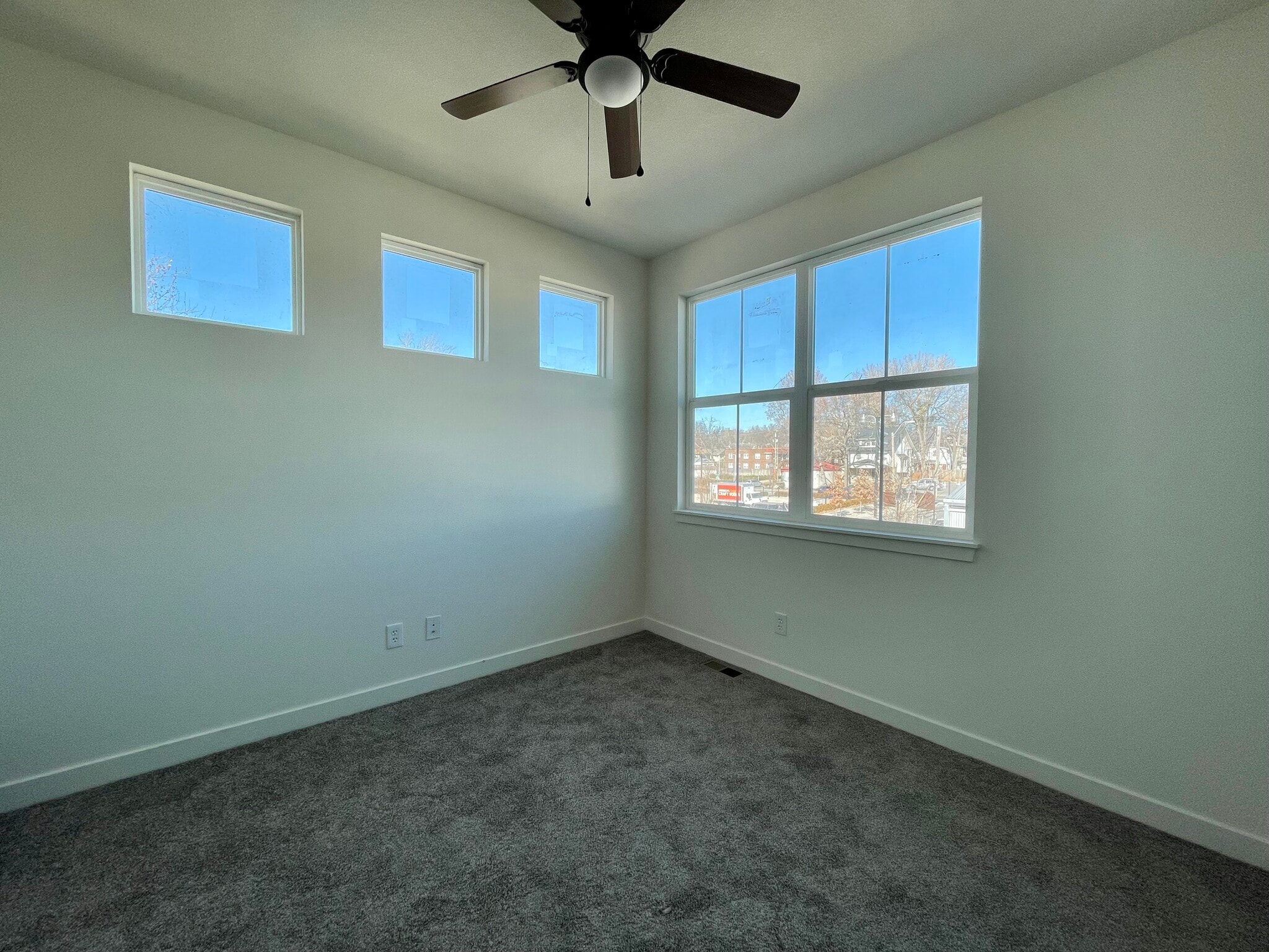 Building Photo - 4315 Holly St