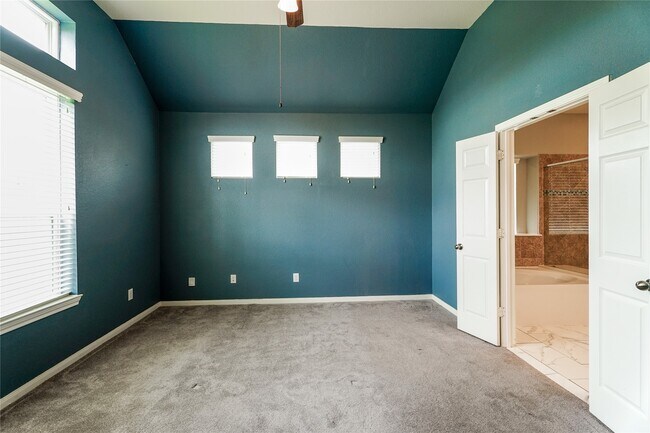 Building Photo - 6011 Watford Bend