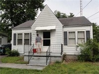 Building Photo - 3 bedroom