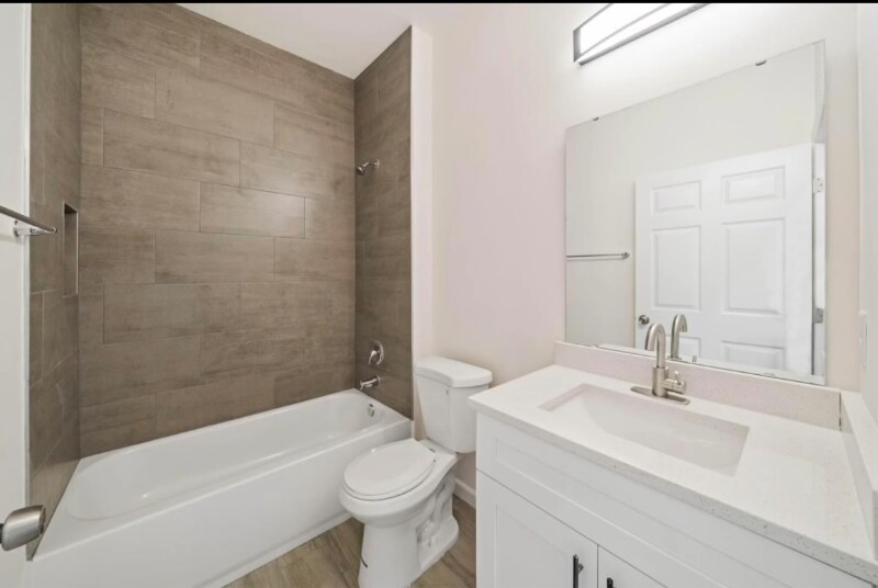 Building Photo - 1686 SW 168th Loop