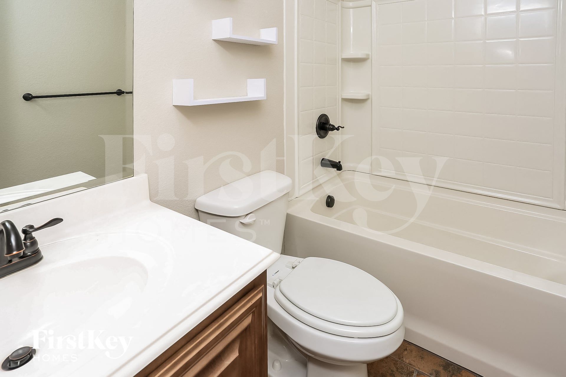 Building Photo - 921 Loftin St