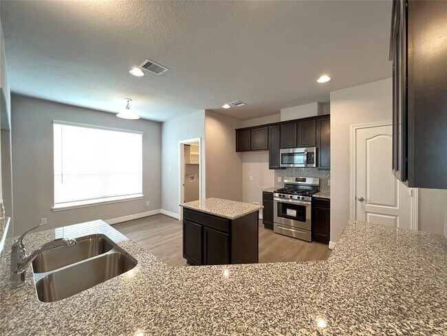 Building Photo - 3214 Aster Mdw Wy