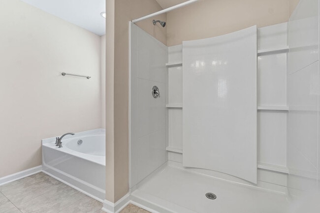 Building Photo - Mountain Ash home