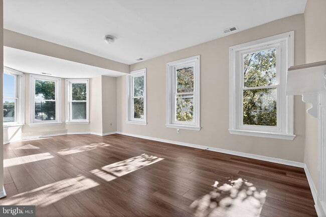 Building Photo - 59 Southard St