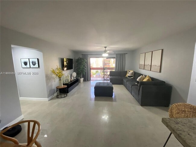 Building Photo - 8530 SW 149th Ave