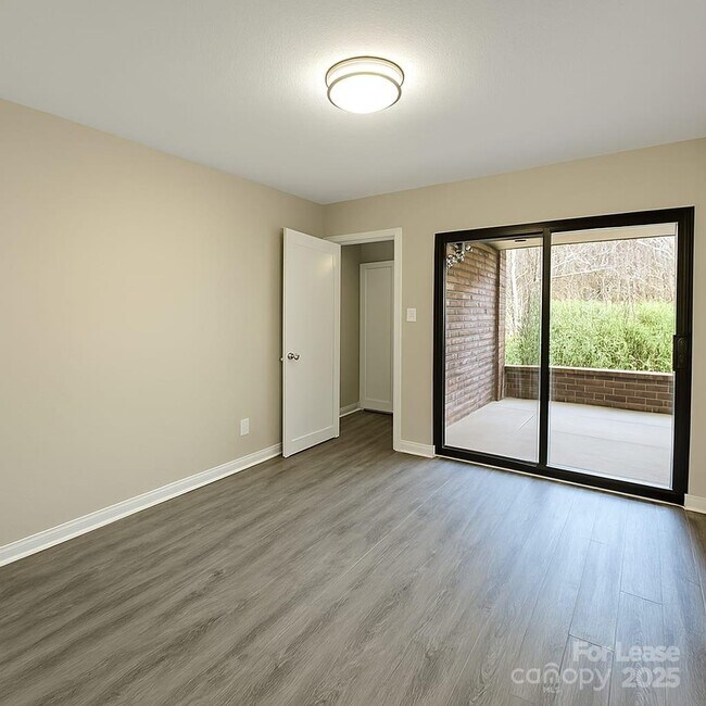 Building Photo - 8033 Cedar Glen Dr