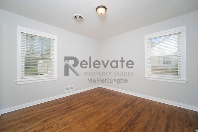 Building Photo - 9020 Weldon Dr