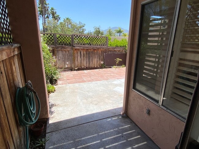 Building Photo - Rancho Villas 2 Bedroom 2.5 Bath