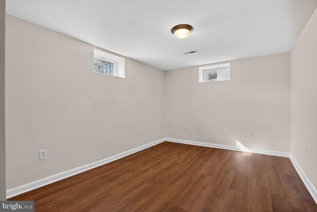 Building Photo - 1597 Katherine Ct