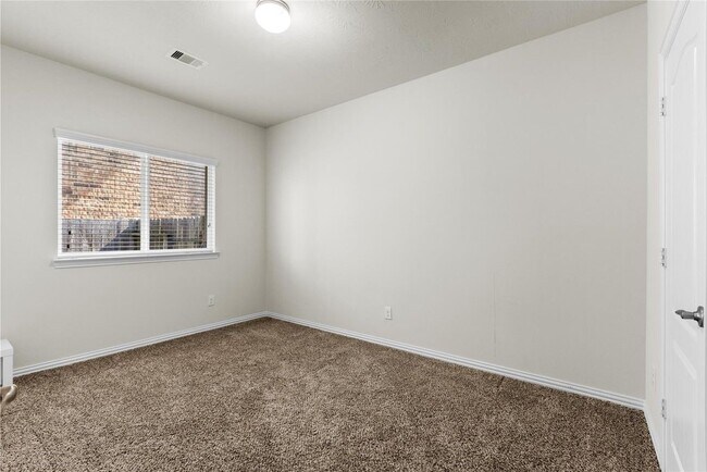 Building Photo - 24526 Forest Canopy Dr
