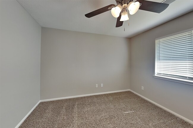 Building Photo - 14906 Woodcypress Ln