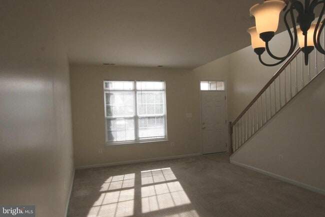 Building Photo - 107 Berwick Ln