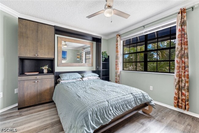 Building Photo - 9597 Halyards Ct