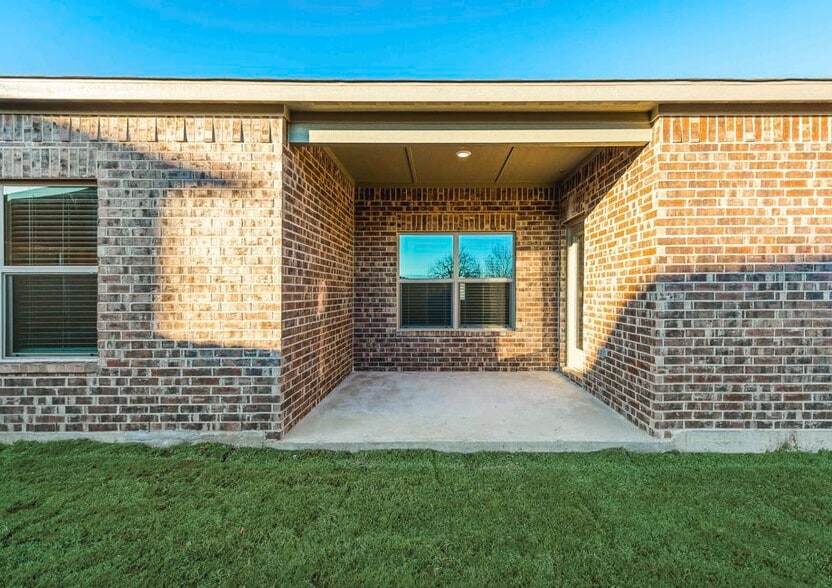 Building Photo - 252 Enchanted Way