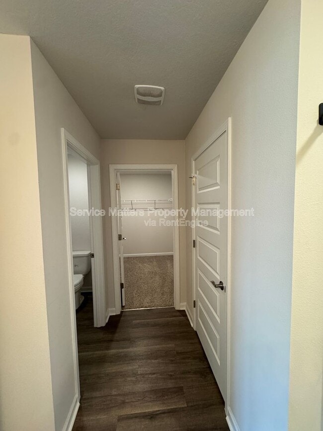 Building Photo - 4408 White Cedar Ct