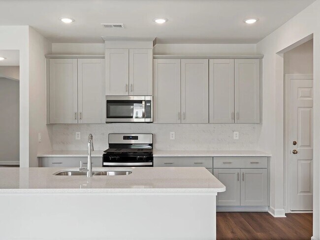 Building Photo - 640 Orsman Trl