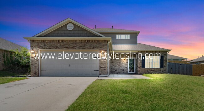 Building Photo - 2609 W Huntsville St