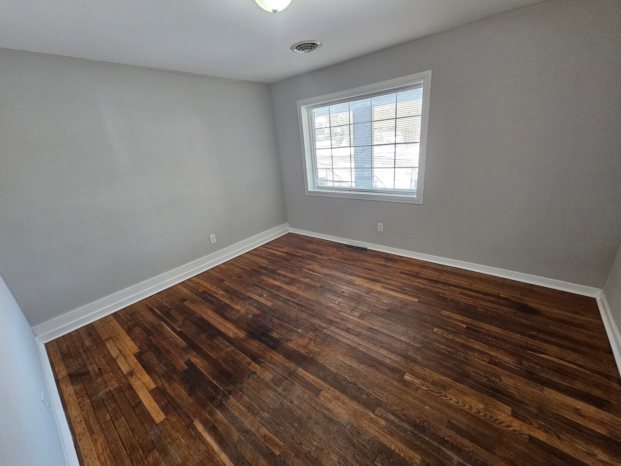 Building Photo - 103 Indiana Ln