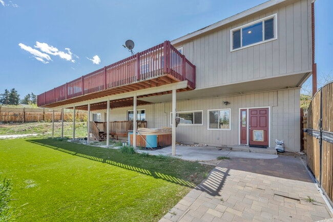 Building Photo - 3197 Susileen Dr