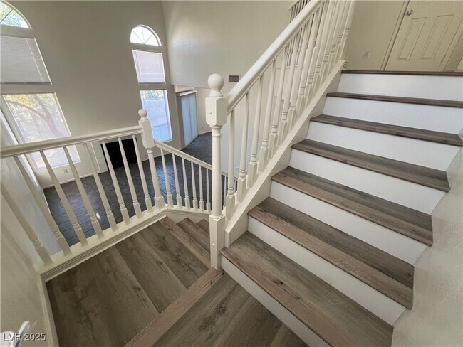Building Photo - 8104 Hercules Dr