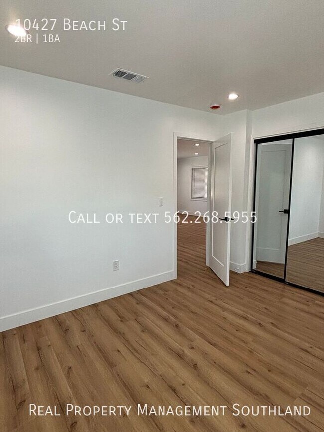 Building Photo - 10427 Beach St