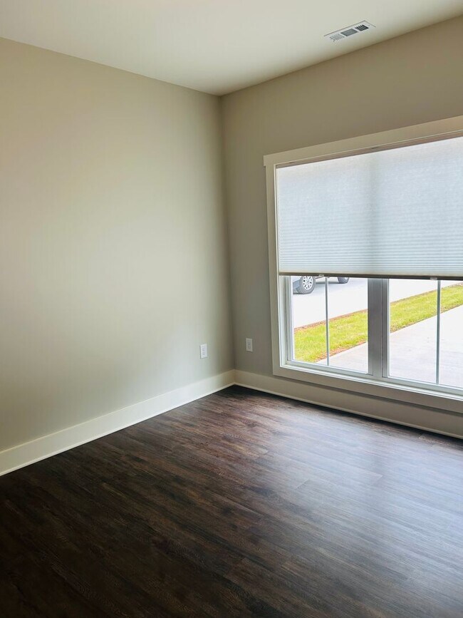 Building Photo - Vicars Construction LLC