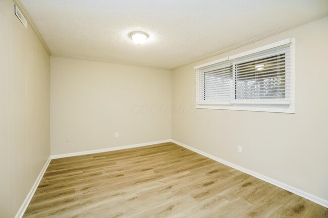 Building Photo - 2684 Glenbriar St