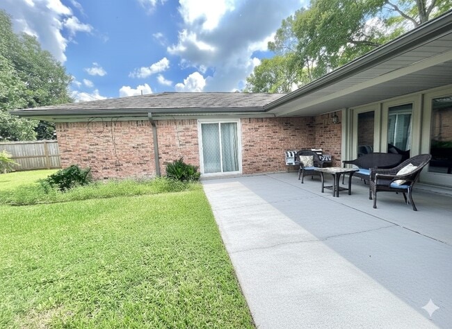 Building Photo - 5638 Grape St