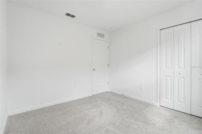 Building Photo - 2756 Lookout Rdg Rd