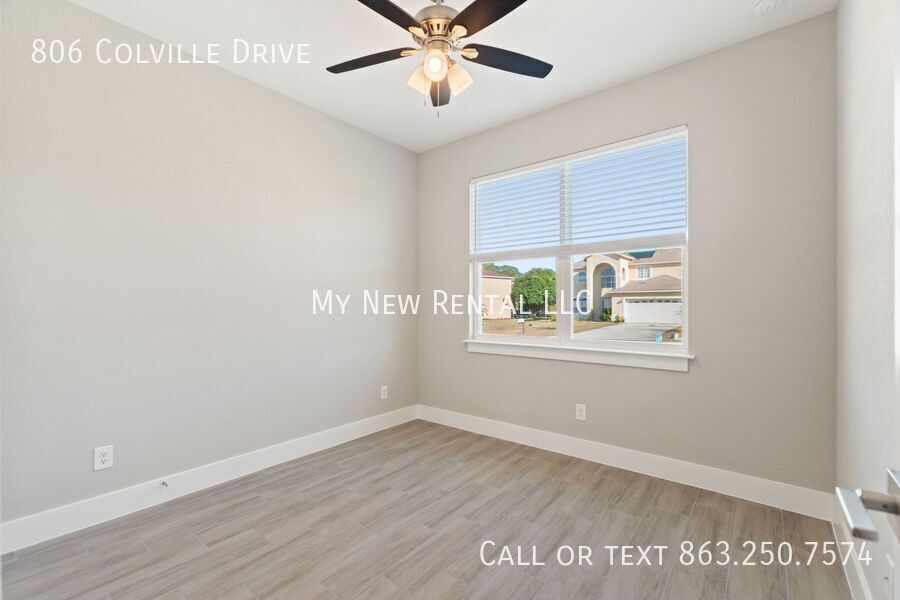 Building Photo - 806 Colville Dr