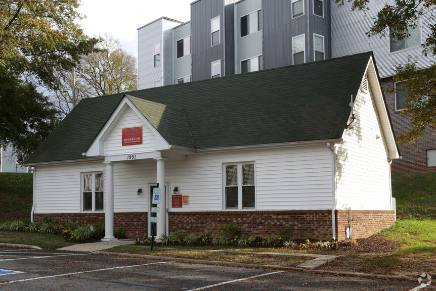 Leasing Office - Jefferson Townhouses