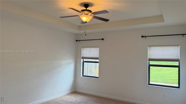 Building Photo - 737 SE 37th Pl