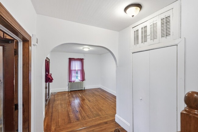 Building Photo - 457 N Franklin St