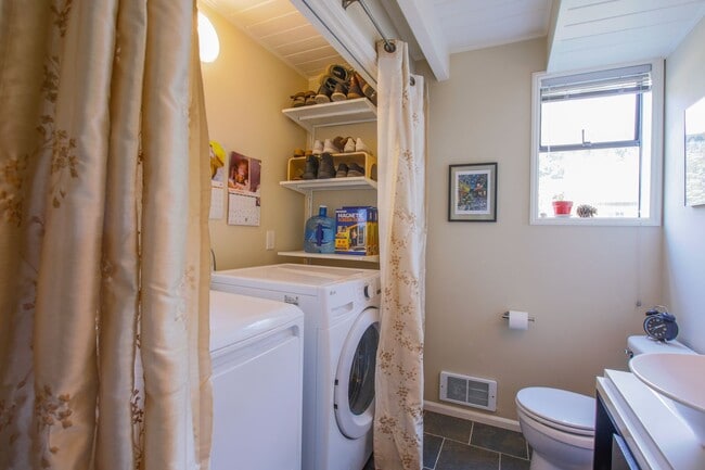 Building Photo - Lovingly Maintained with Designer Finishes...