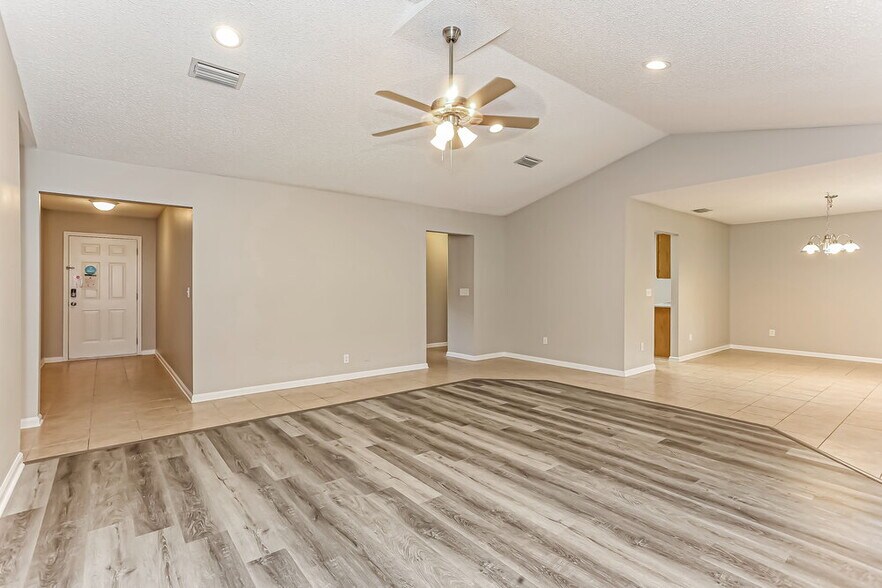 Building Photo - 1027 Preakness Ct