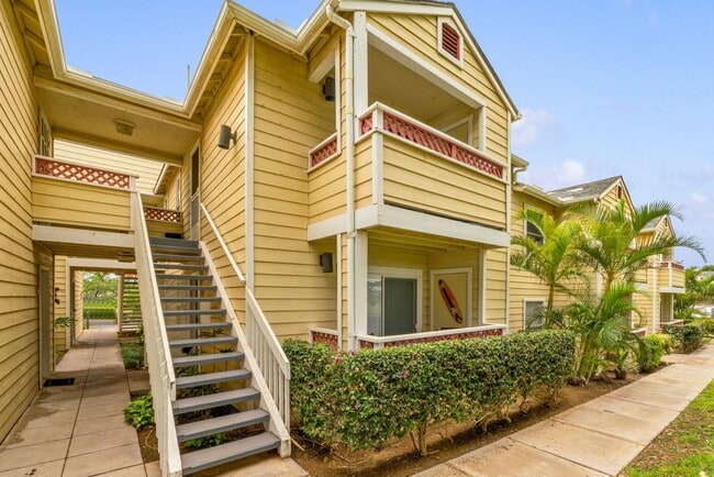 Building Photo - Beautiful turnkey furnished 1- Bedroom 1-bath condo at Fairway Terrace