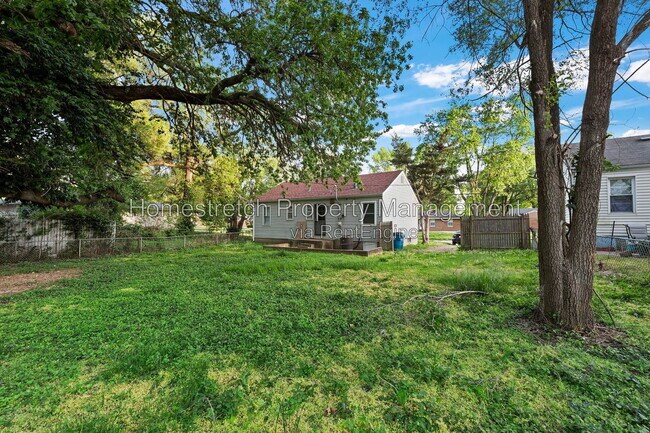 Building Photo - 8253 Frost Ave