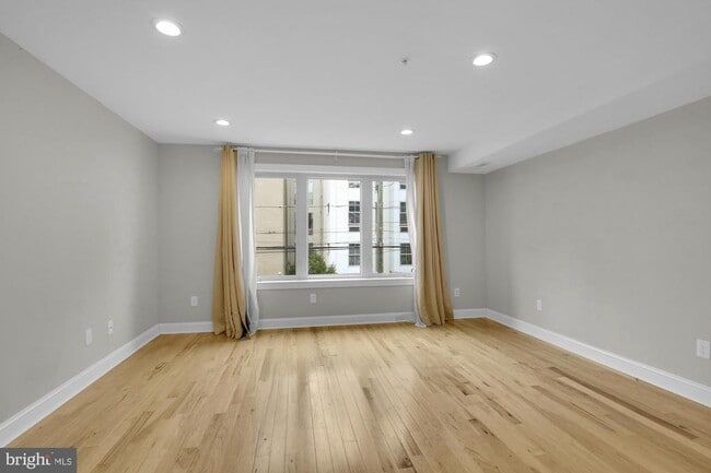 Building Photo - 1644 N 2nd St