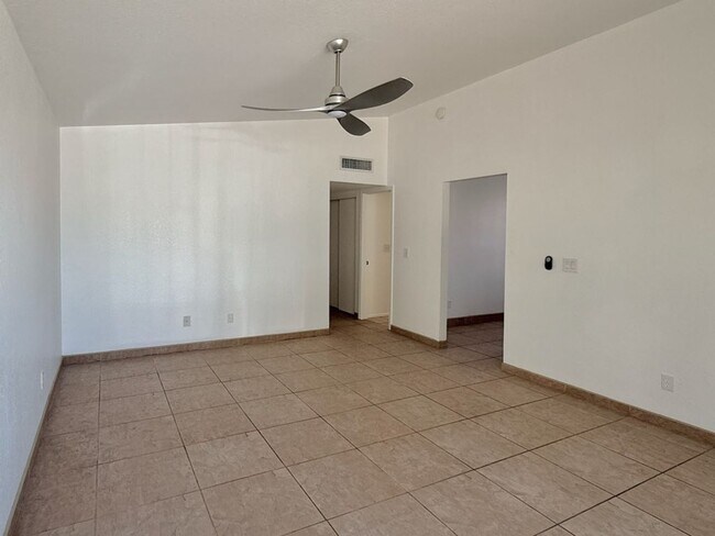 Building Photo - Charming three bedroom - two bathroom GREA...