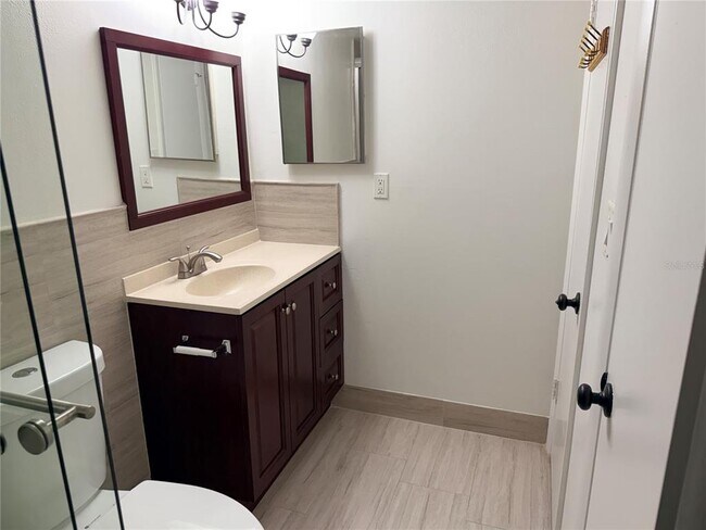 Building Photo - 540 Cascade Cir