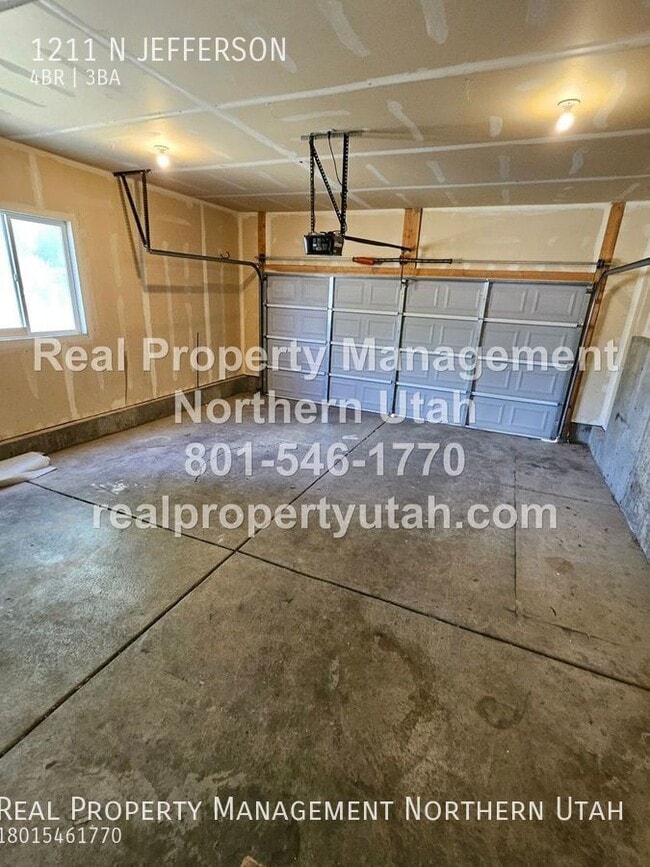 Building Photo - 1211 N JEFFERSON-