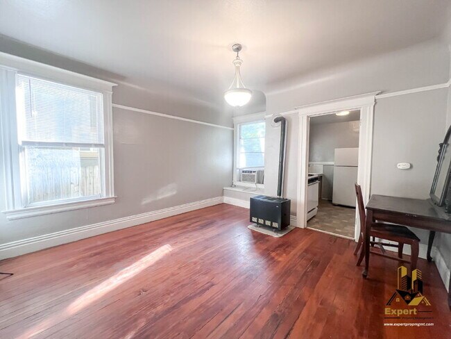 Building Photo - 1708 16th St