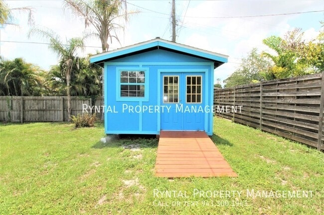 Building Photo - 3919 27th Pky