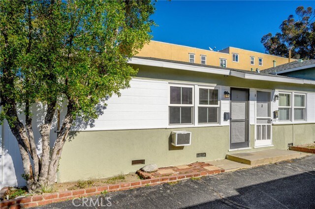 Building Photo - 10230 Silverton Ave